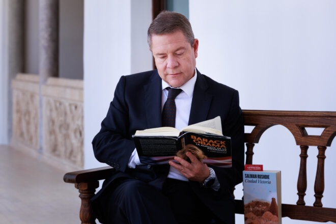 Un libro no es un contacto, es un trato