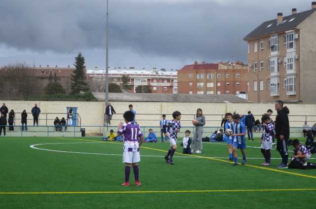 Mota del Cuervo y Guadalajara destino para los equipos de la EFB Jesús de la Ossa en las ligas Regional Cadete y Escuelas. El equipo juvenil B, juega en casa