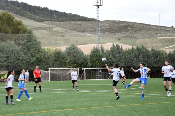 No pudo ser,  el líder UB Conquense confirmó su trayectoria y firma el ascenso como campeón de la Liga UCLM a Tercera División ante un bravo equipo de la EFB Jesus de la Ossa