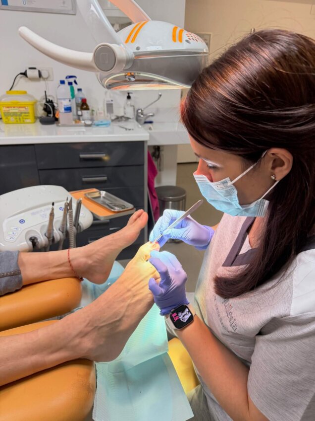Un estudio constata que las infiltraciones de corticoide son eficaces para tratar las uñas encarnadas por parte de los podólogos