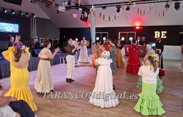 La Feria de Abril de Restaurante Essentia llena de ambiente andaluz las calles con caballos, música y sevillanas