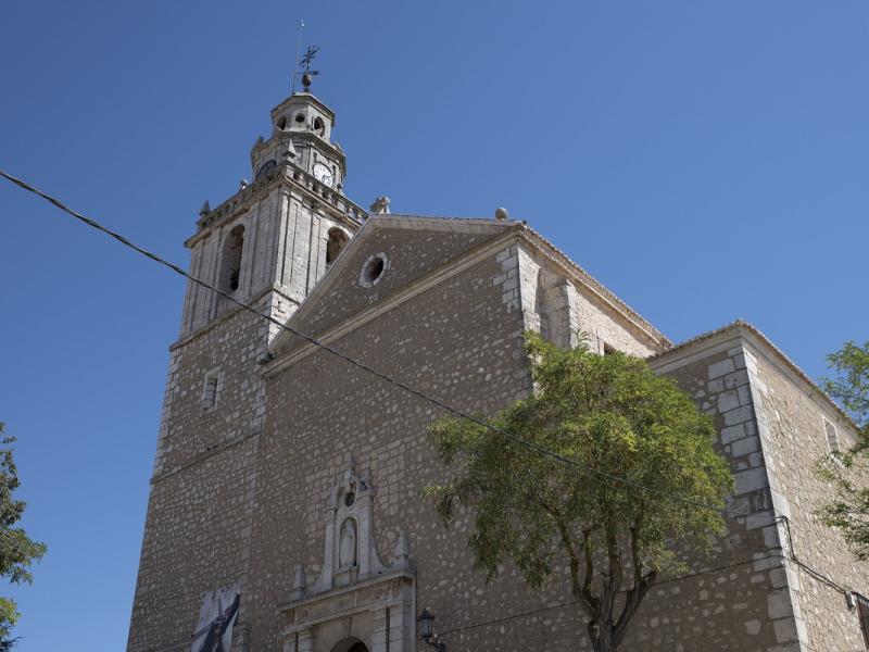 Tarancón a través de la prensa del siglo XIX (II): La Parroquia