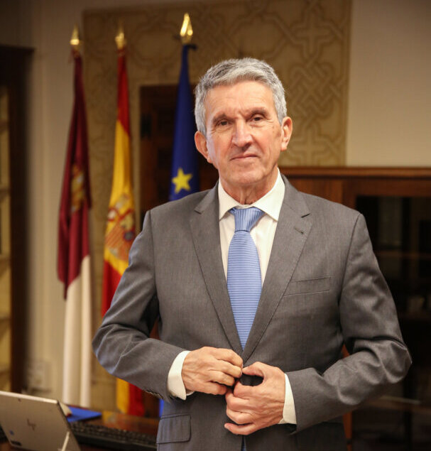 A Jesús Fuentes