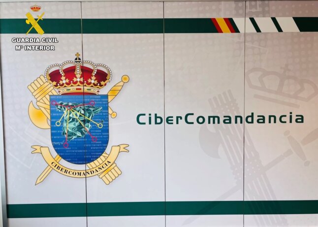 La Guardia Civil investiga al presuntoautor de una serie de estafas informáticasa una administración local y dosmercantiles