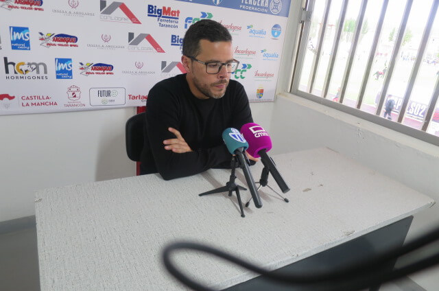 Jorge Cañete, tras el claro y corto 3.0 ante el Cazalegas “Hemos sido superiores”  y ante los play off, al no haber podido ascender directamente, en esa vía larga “llegamos lanzados y seguimos compitiendo”