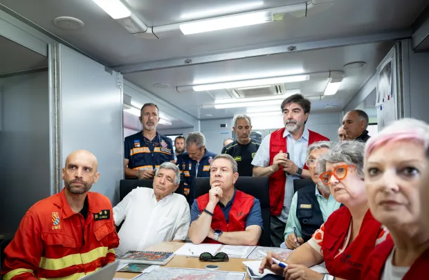 García-Page avanza el regreso de los habitantes de varios municipios evacuados por el incendio de La Mierla, aún “en fase de estabilización”