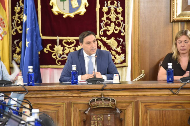La Diputación de Cuenca aprueba el crédito para una oferta de empleo de 50 nuevas plazas de bomberos para Cañete y Priego