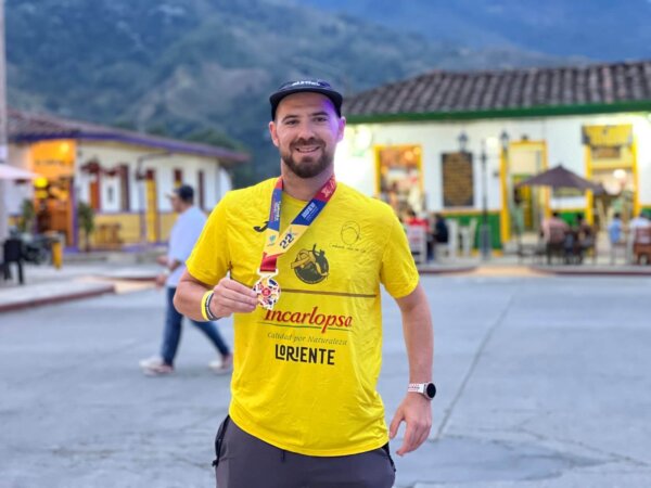 Daniel Caballero completa con éxito los 80 kilómetros en Colombia de su reto solidario “Por mí y por los que no pueden”