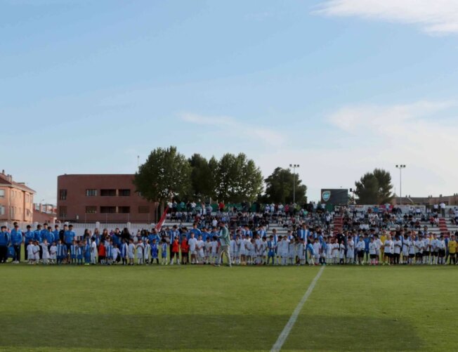 El equipo Juvenil B de la EFB Jesús de la Ossa, levanta el telón liguero este fin de semana ante el Miguel Esteban CF
